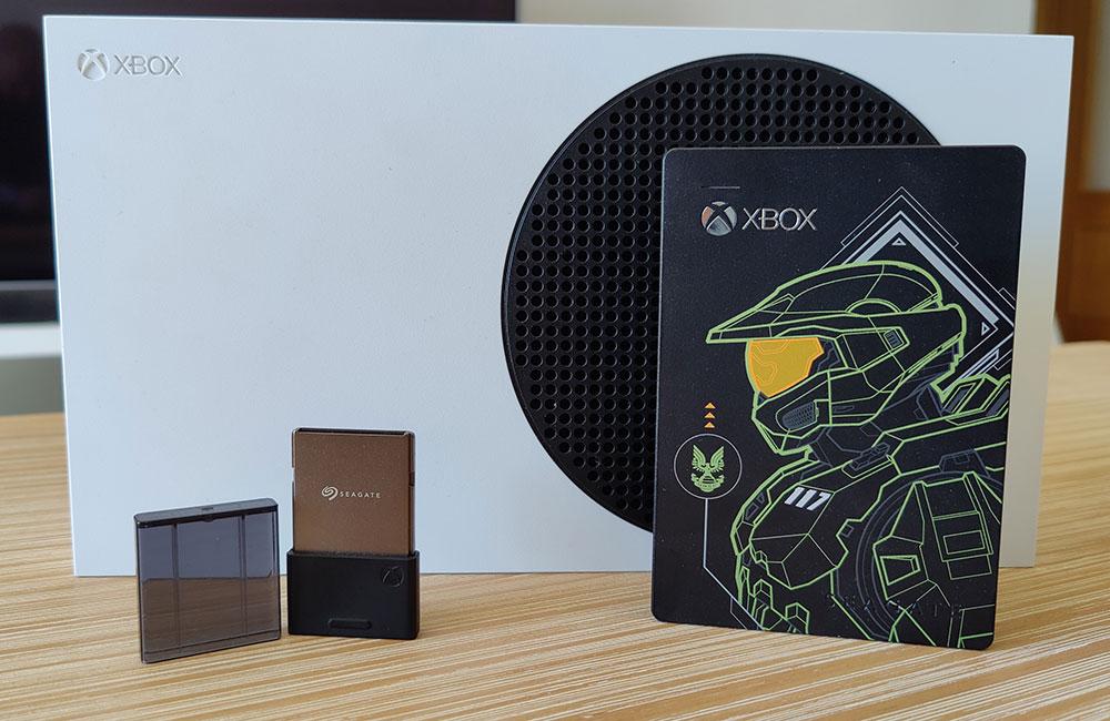 Xbox One S memory expansion card and SSD disk with Halo Master Chief