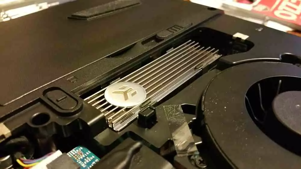NVMe laptop heatsink