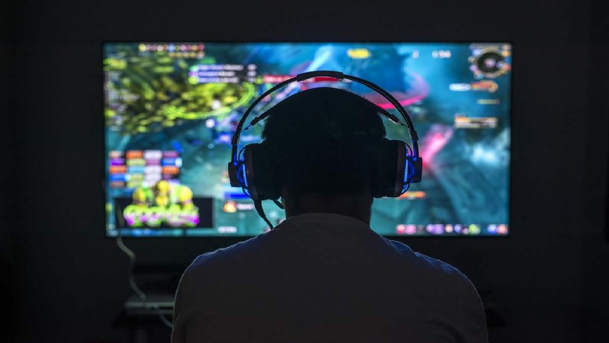 Gaming Gadget Guide: 5 Ways to Expand Your Gaming Arsenal Beyond Your Consoles