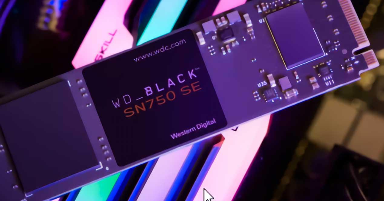 WD-BLACK-SE750-SE-500-GB-2