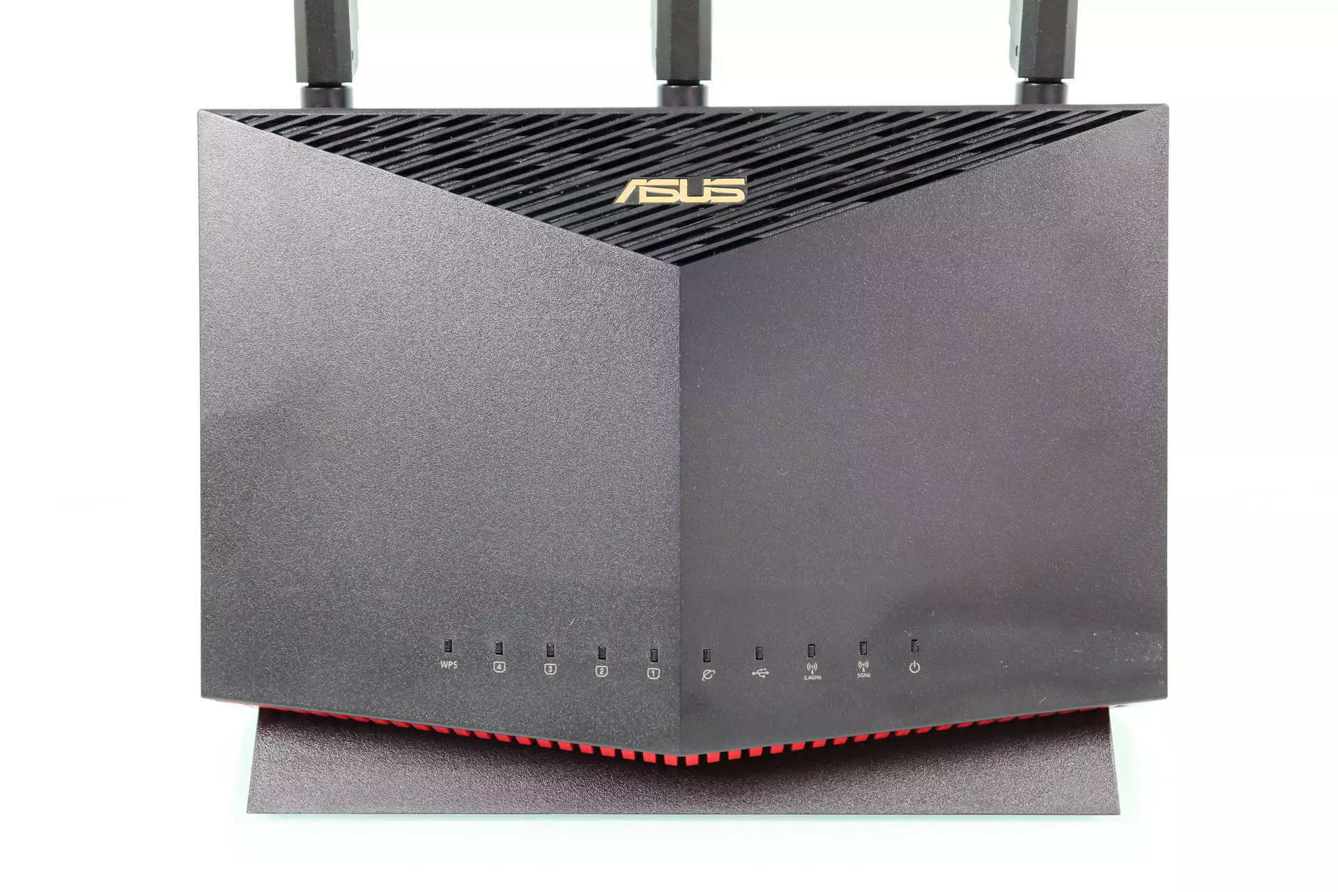 ASUS RT-AX86S WiFi 6 router front in detail