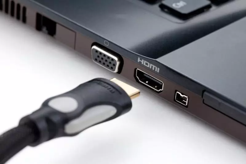 Portable HDMI port