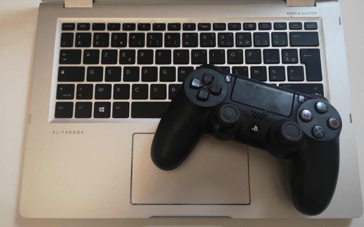 PS4 controller on PC