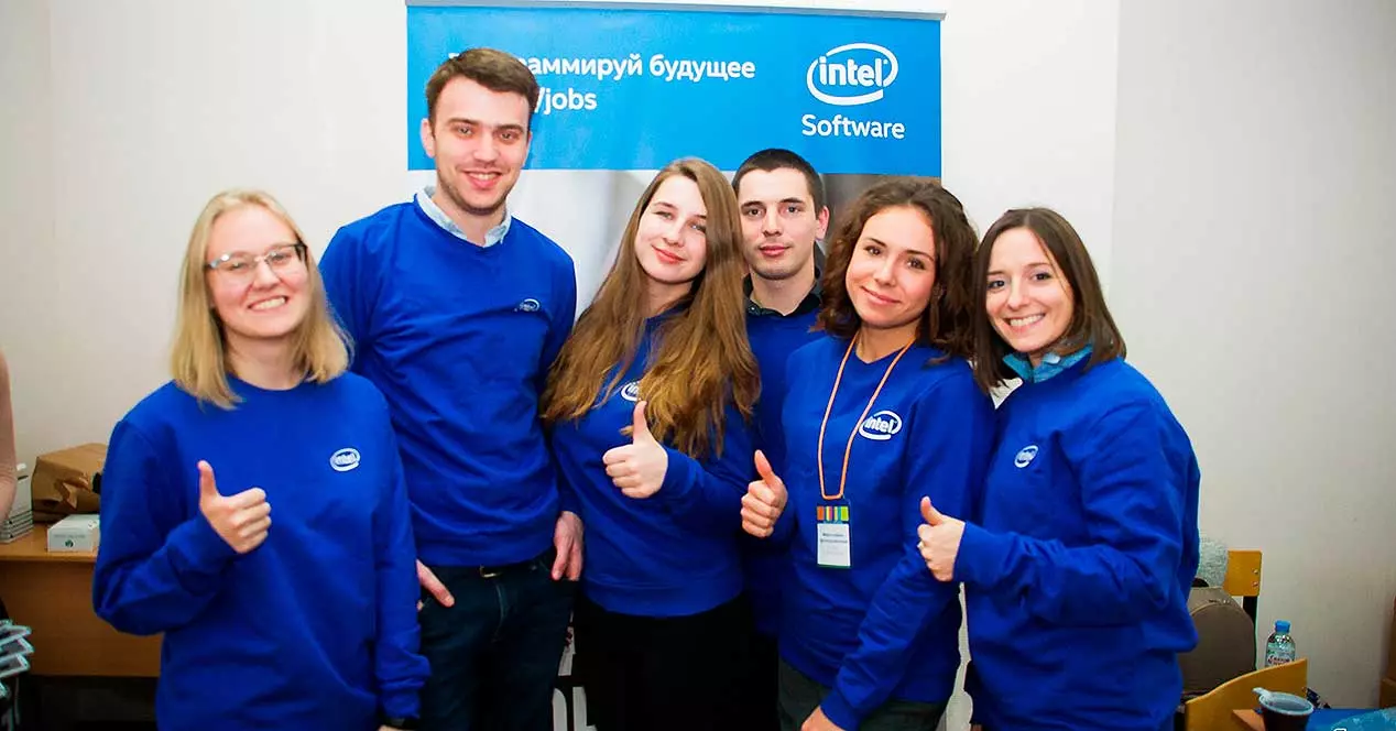 intel-employees-russia