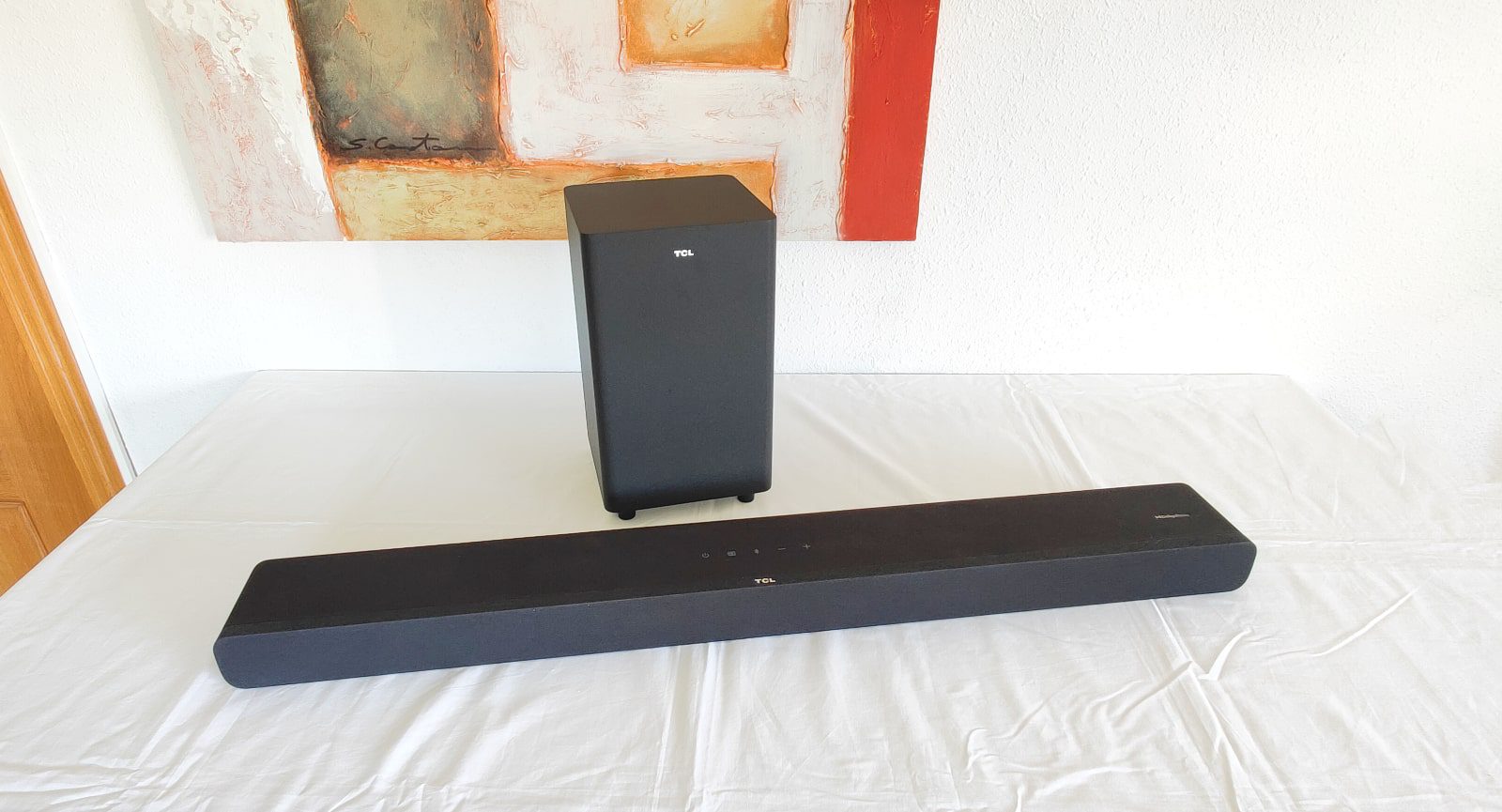 TCL TS8132 review: a cheap Dolby Atmos soundbar with good performance