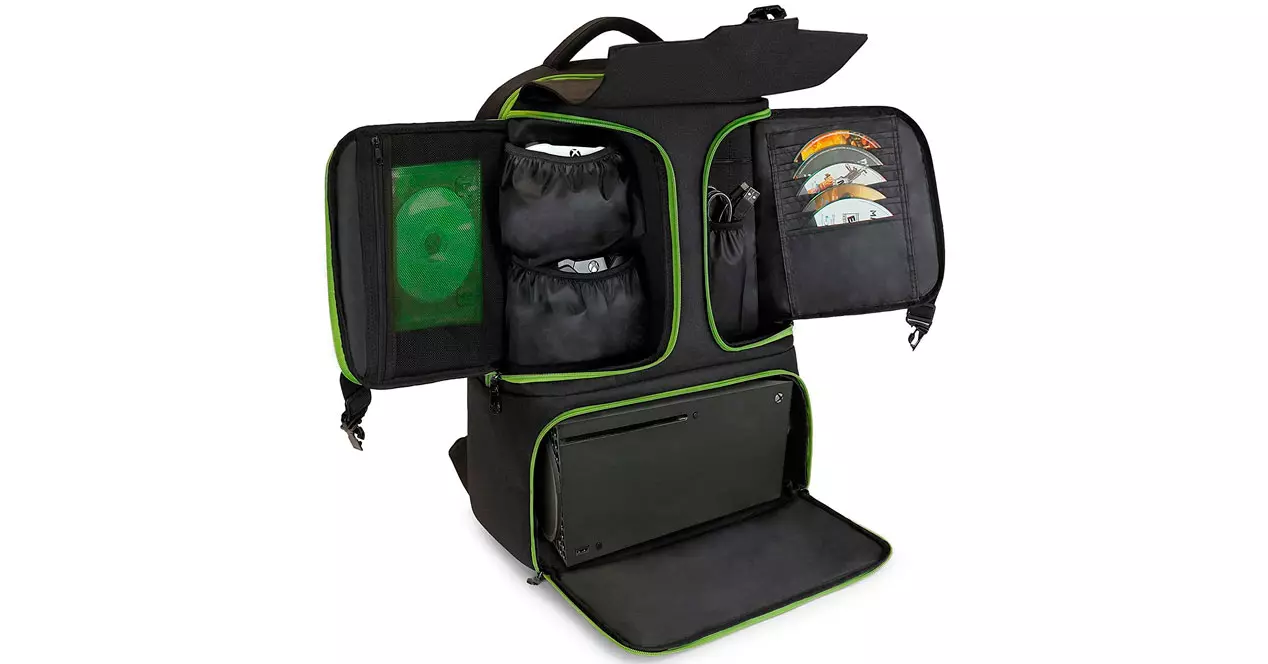 Enhance Backpack for Xbox Series X.