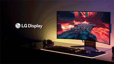 Ultrawide 45 inch 1440p OLED LG Display screen set up