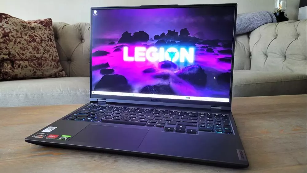 Lenovo Legion gaming laptop features an Intel Core i7-11800H processor