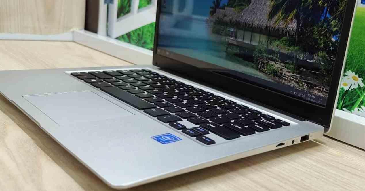 Intel Ultra Slim Laptop