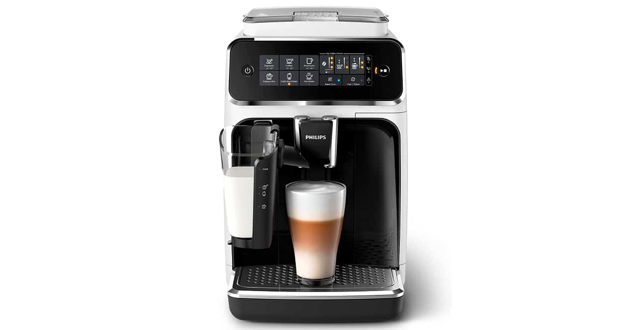 The Philips 3200 coffee maker with WiFi