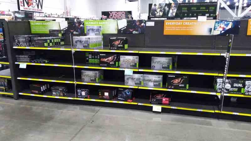 Store shelf graphics cards reduce stock