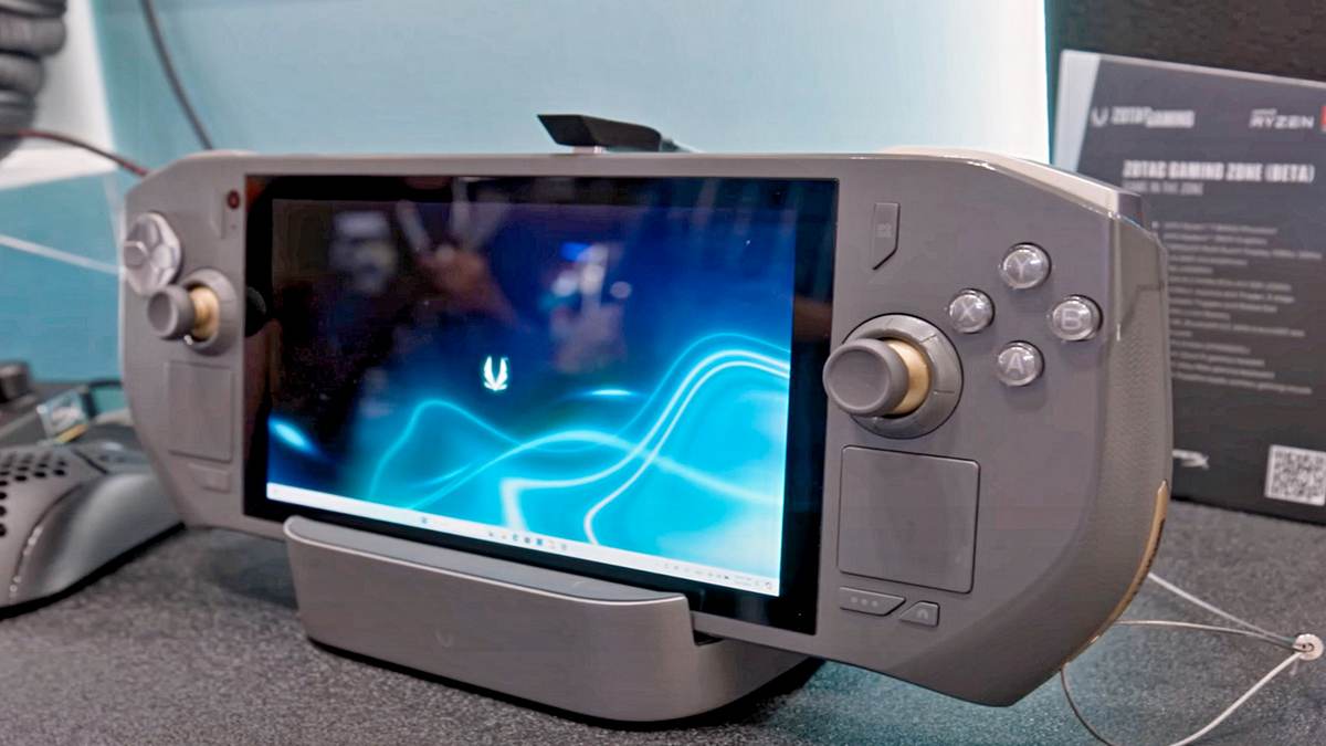 zotac zone handheld gaming pc
