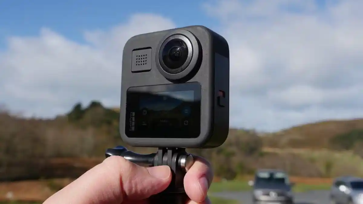 action camera